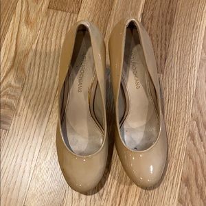 Arturo Chiang nude pumps